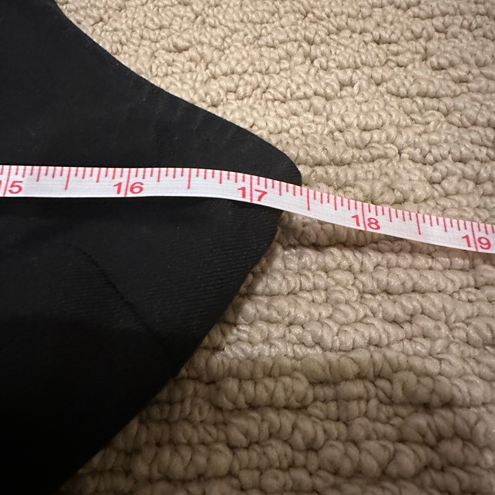 β€οΈπCute, unique, front-ruffle black dress - Picture 9 of 12